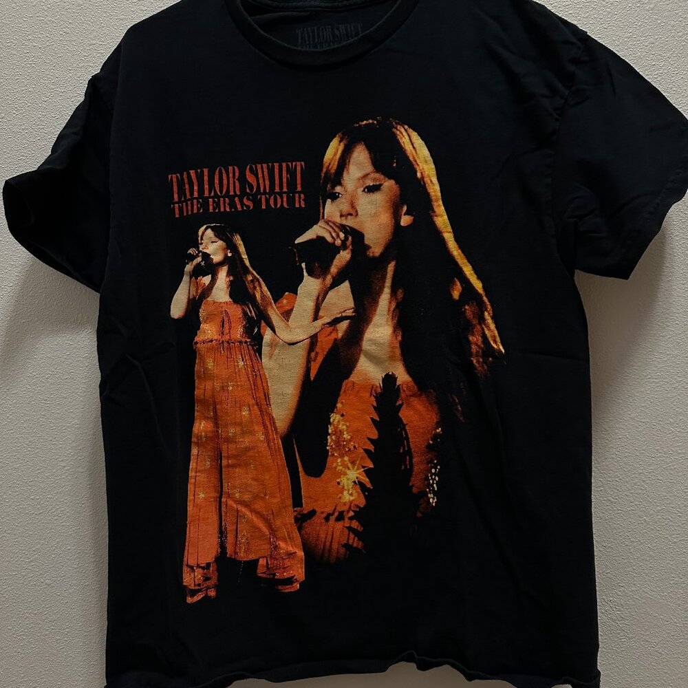 Taylor Swift | The Eras Tour Evermore Era Photo Black T-Shirt Size Large